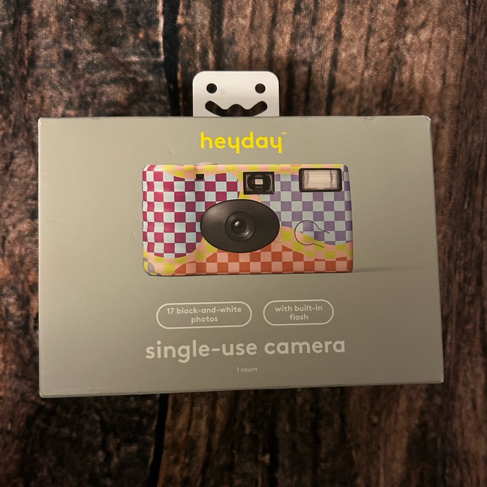 One-Time-Use Camera - heyday- Checkerboard